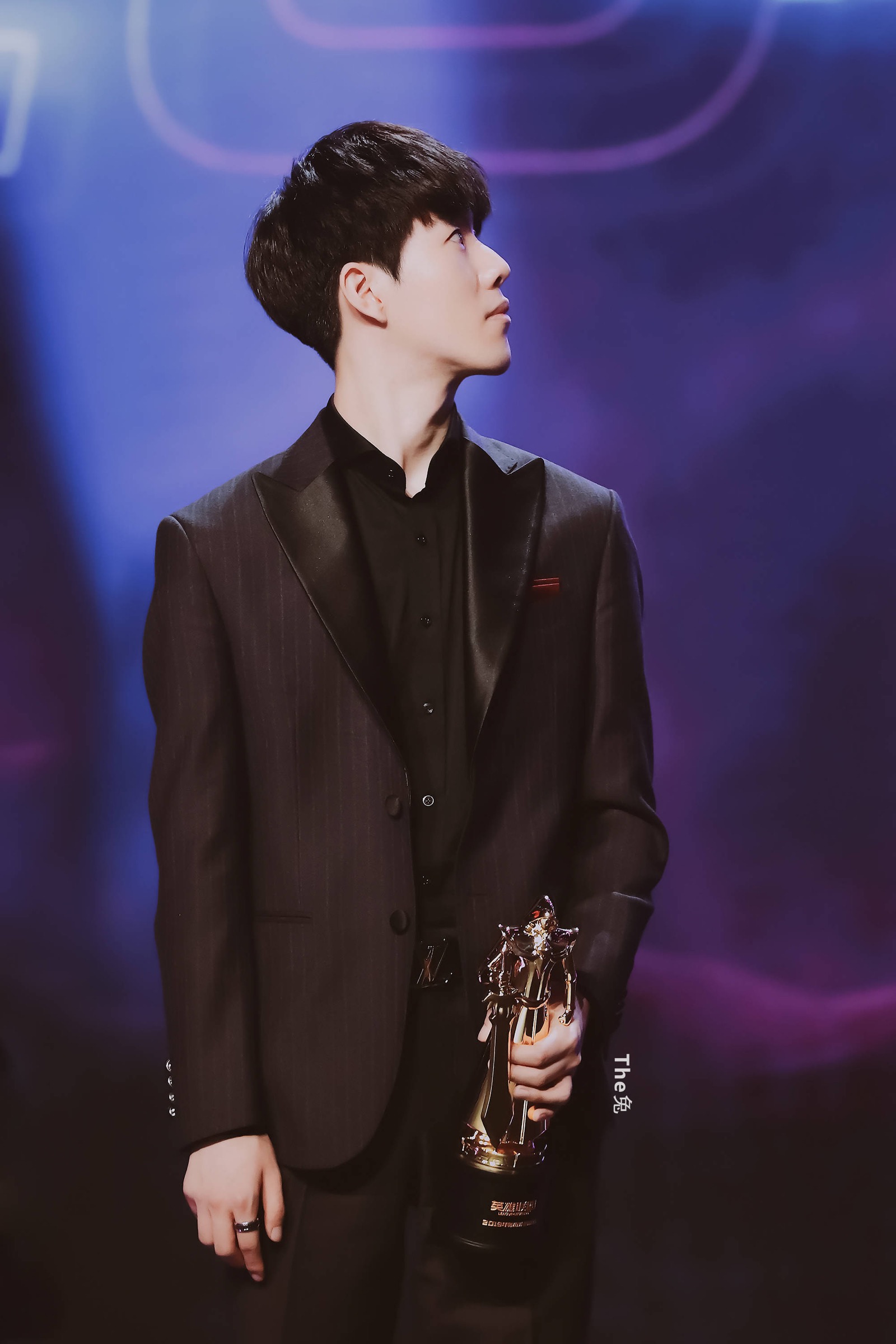 提出更有吸 提出更有吸