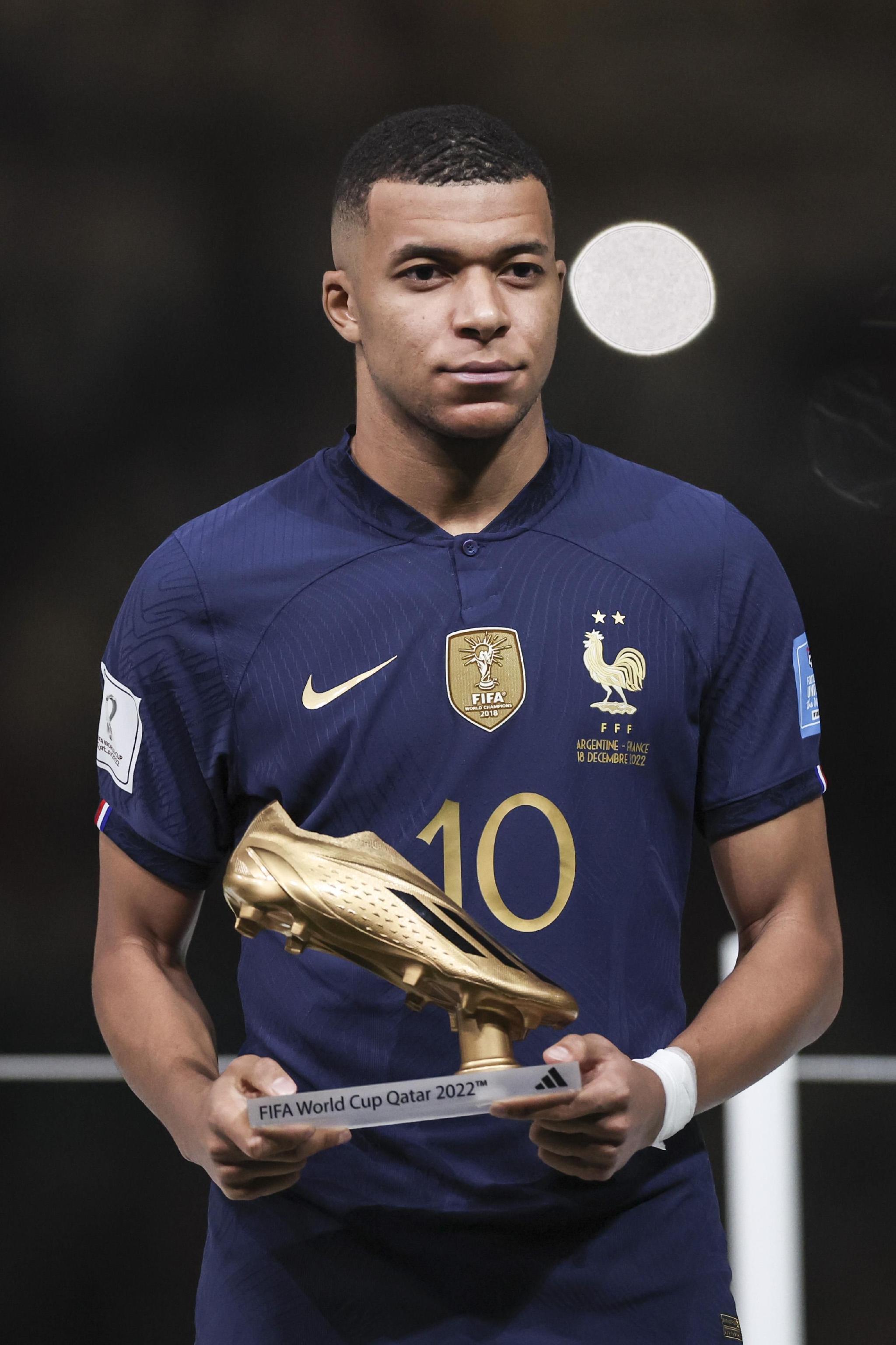 中点换人改 中点换人改